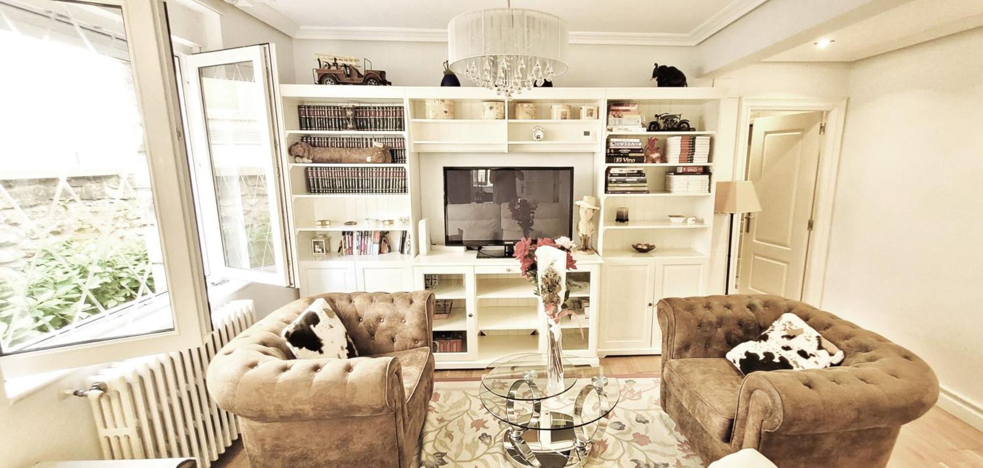 Apartment Rest *